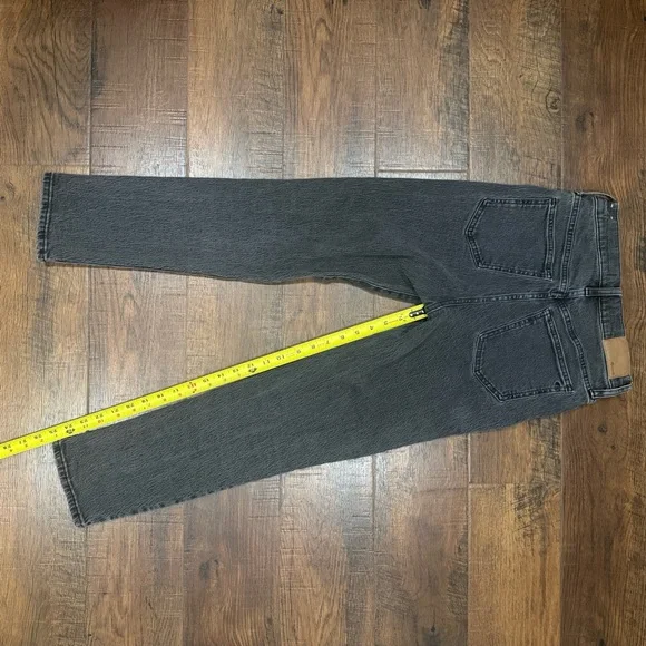 High-Rise Black Wash Jeans - Picture 4 of 5
